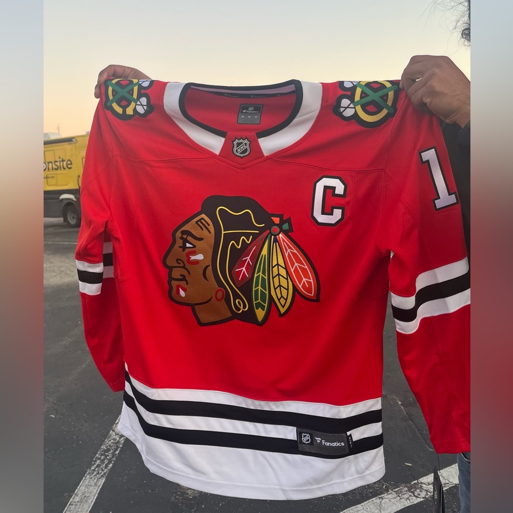chicago blackhawks home jersey